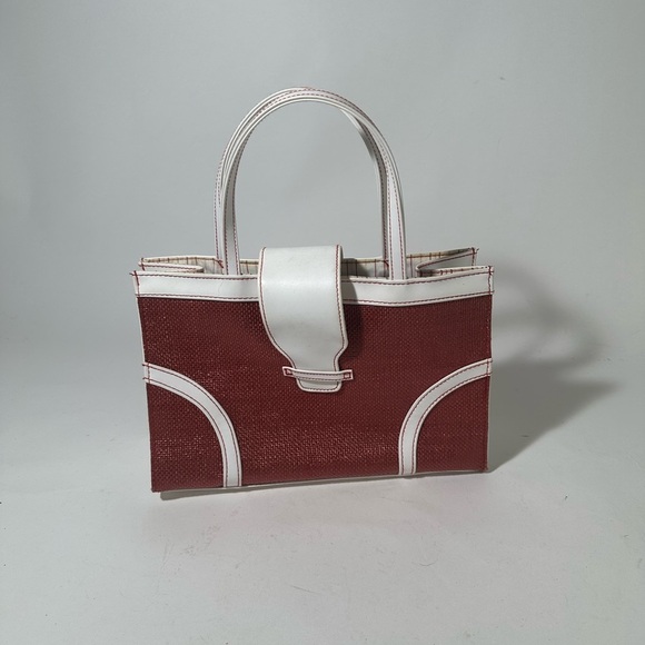 Red and White Structured Tote with Geometric Design - Picture 1 of 8